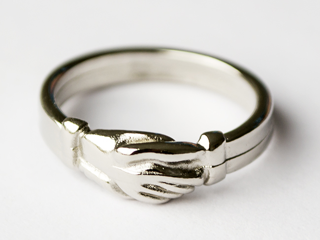 Bague d'amitié/mains - nicklé - tailles mixtes