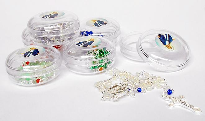 Boîte avec mini-rosaire - assort. couleurs (Ø32x18mm)