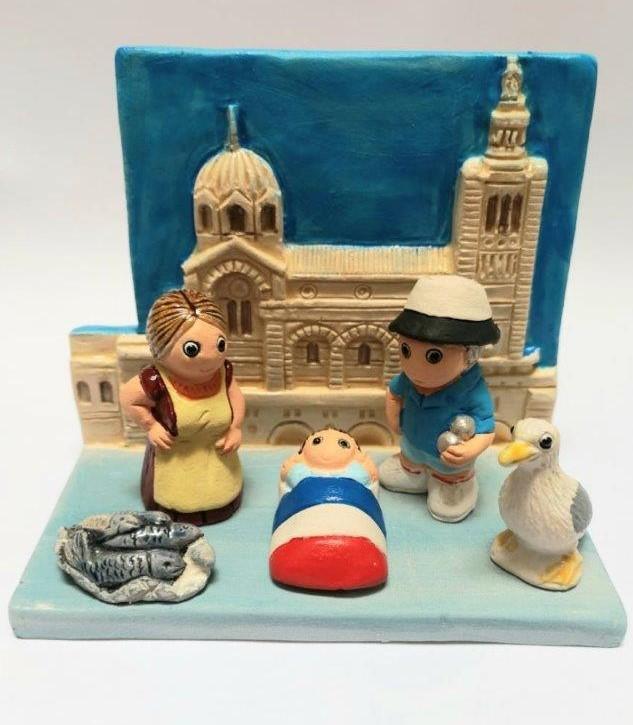 Crèche du monde 'France/Marseille' - 7x9cm