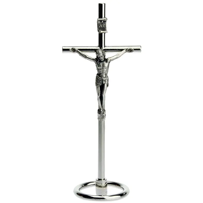 Croix sur pied nicklé - Christ/argenté (45x110mm)