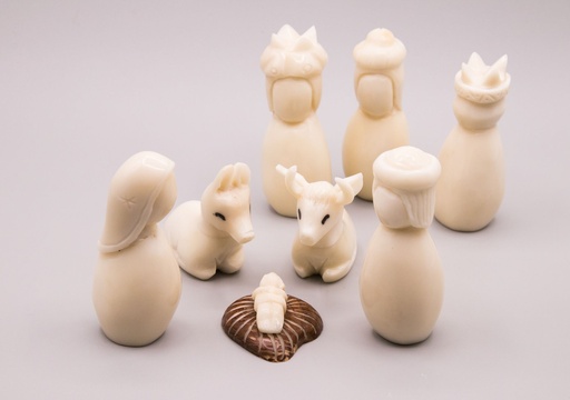 [GIR-82IVC1] CRECHE IVOIRE VEGETALE 5 PERSONNAGES. 7CM