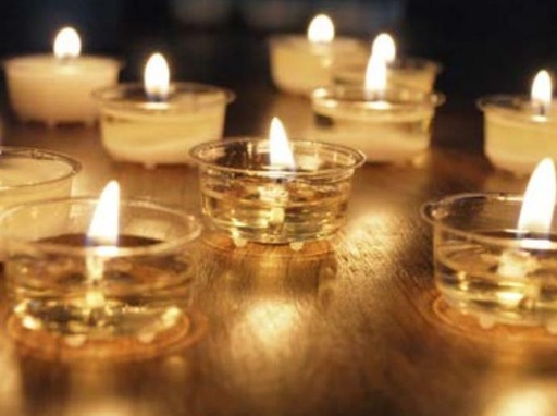 [KAA-33TPT4HVC] Scented tealight click & light 18 pcs +/- 4h : cinnamon/spic