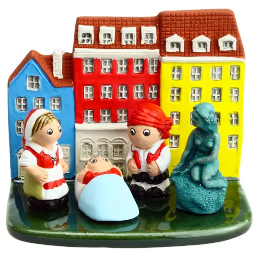 [KGR-85DAN] Kerstgroep "Denemarken" - 7x9cm