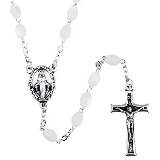 [RZK-05IM2WT] Rozenkrans - imitatie parelmoer/ketting - ovaal/wit (4x6mm)